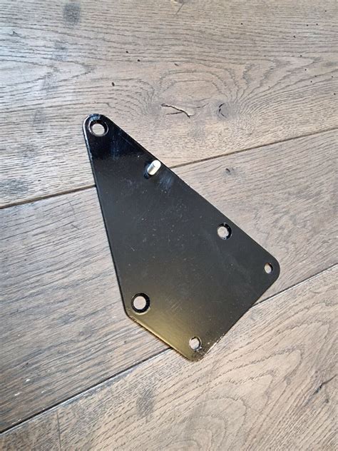 2012 flstc tool box mounting bracket|V.